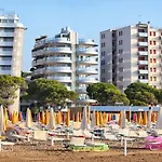 Seafront Flat With Amazing View In Lignano Lignano Sabbiadoro