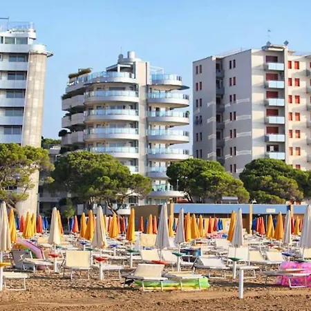 Seafront Flat With Amazing View In Lignano Lignano Sabbiadoro