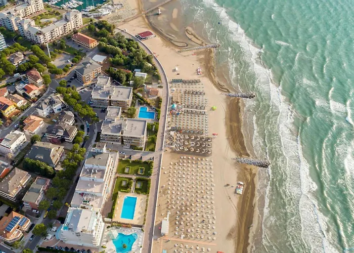 Seafront Flat With Amazing View In Lignano Appartamento